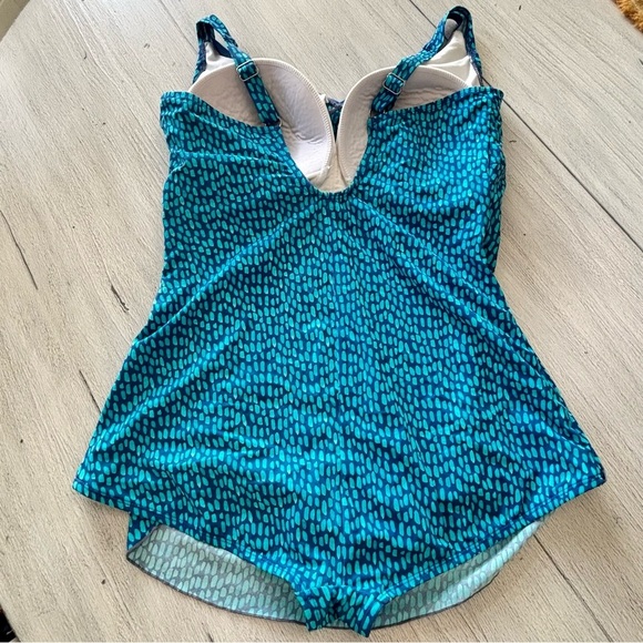 ROXANNE Women’s Blue Abstract Print Skirted Modest Swimsuit Built In Bra 18 42DD - Picture 6 of 11